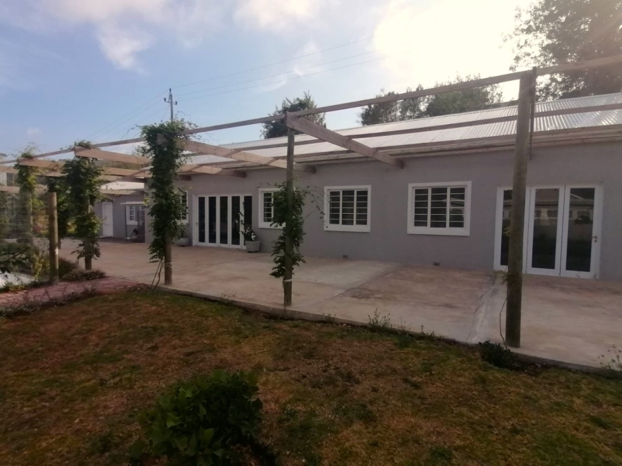  Bedroom Property for Sale in Groot Brakrivier Central Western Cape